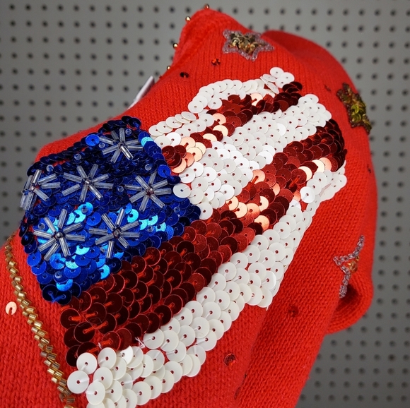 The Quacker Factory Sweater Small Red Patriotic USA Sequin Flag V-Neck Stars - Picture 7 of 11